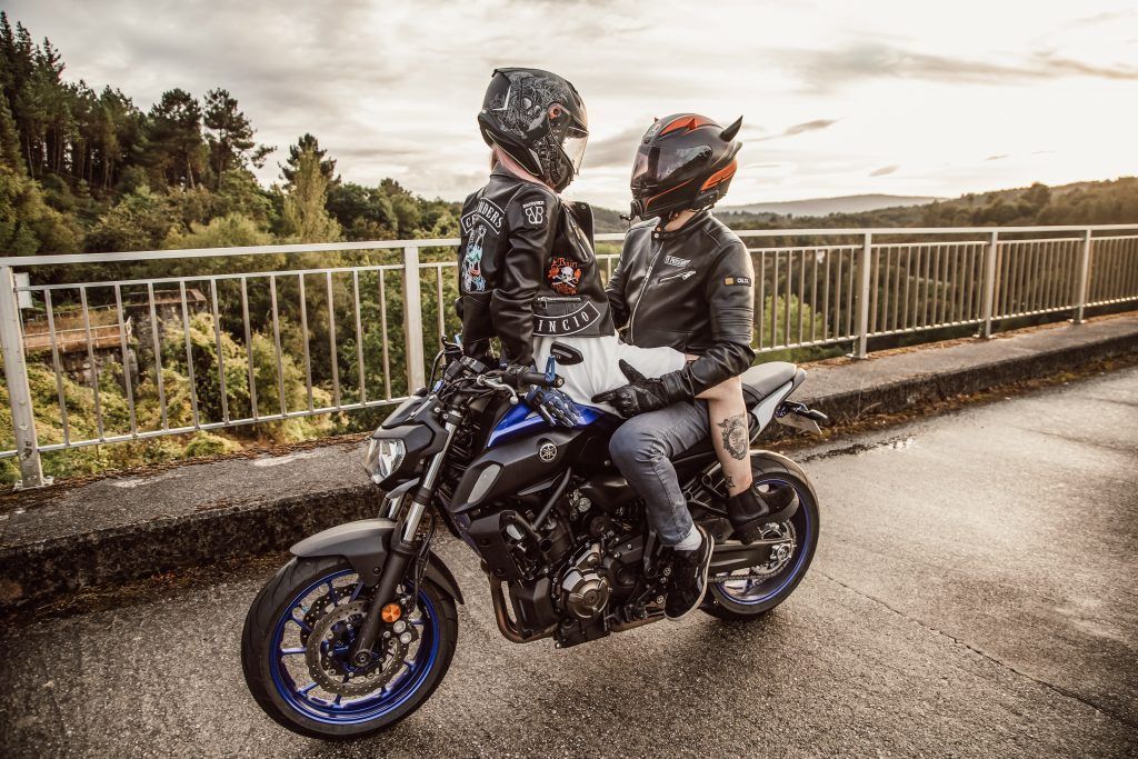 Sesiones de Preboda en Moto